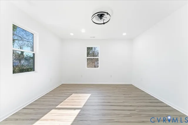 a view of utility room