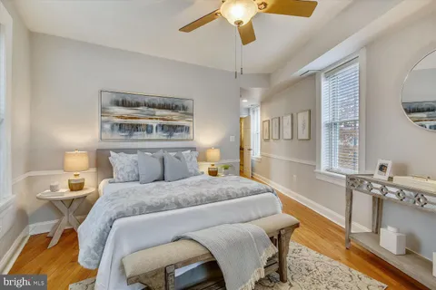 $649,000 | 150 Rhode Island Avenue Northwest, Unit 303, Washington, DC 20001