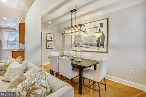 $649,000 | 150 Rhode Island Avenue Northwest, Unit 303, Washington, DC 20001