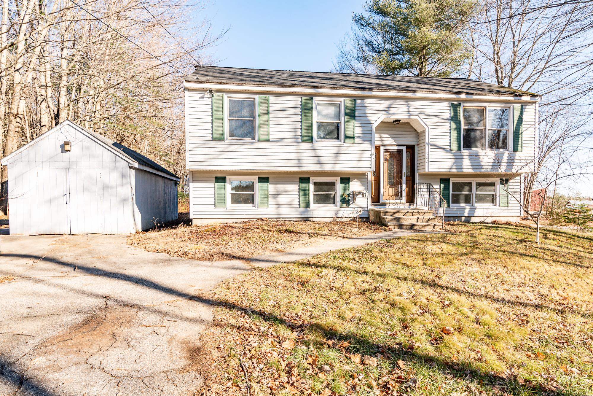 982 Salmon Falls Road Rochester, NH 03868 - Photo 1 of 33