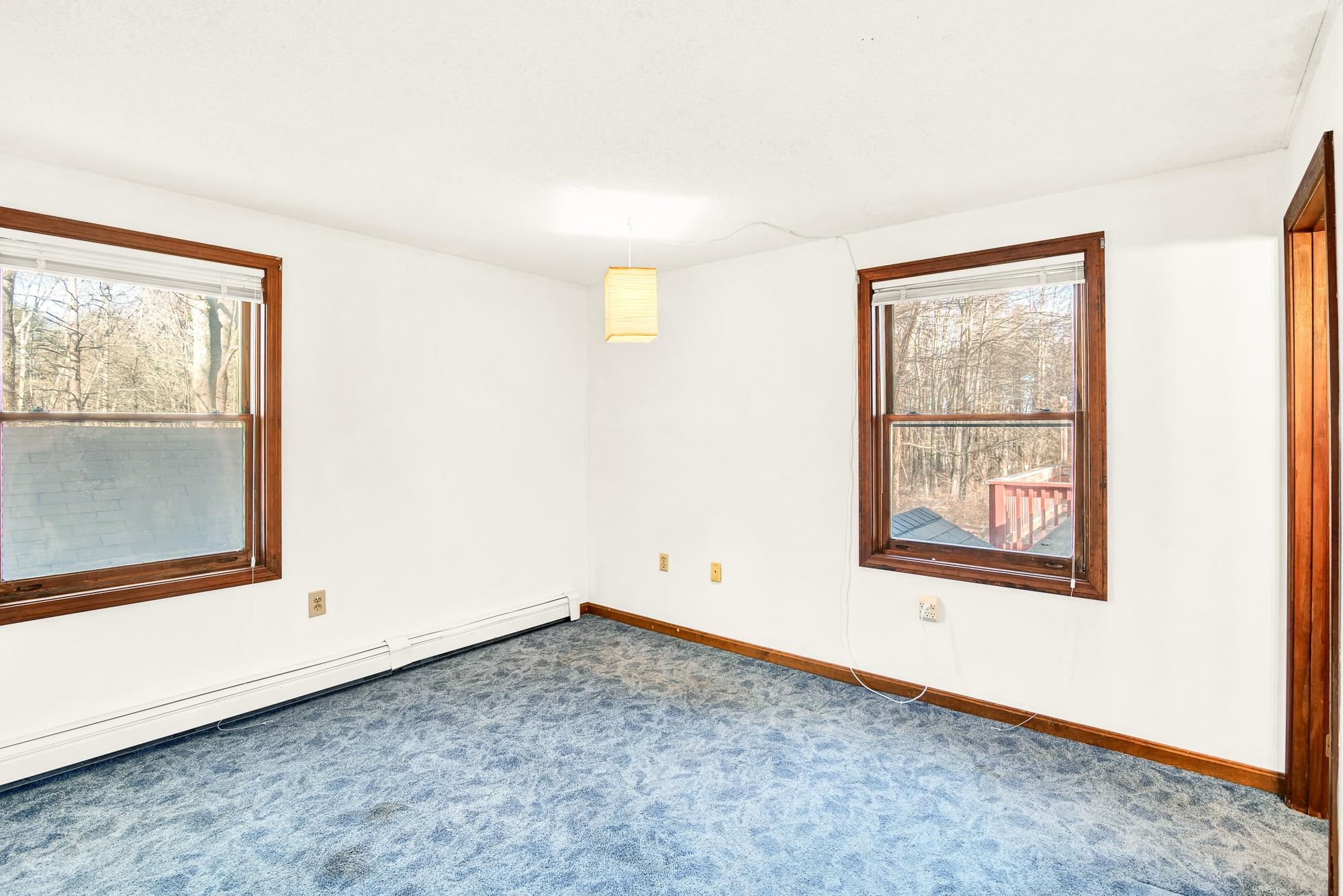 982 Salmon Falls Road Rochester, NH 03868 - Photo 5 of 33
