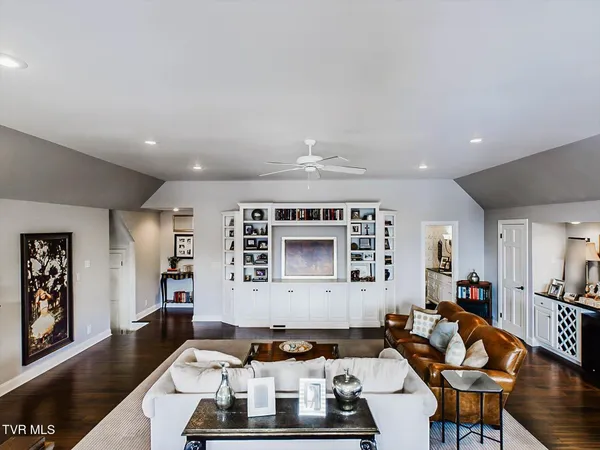 $3,199,000 | 400 Bancroft Chapel Road, Kingsport, TN 37660