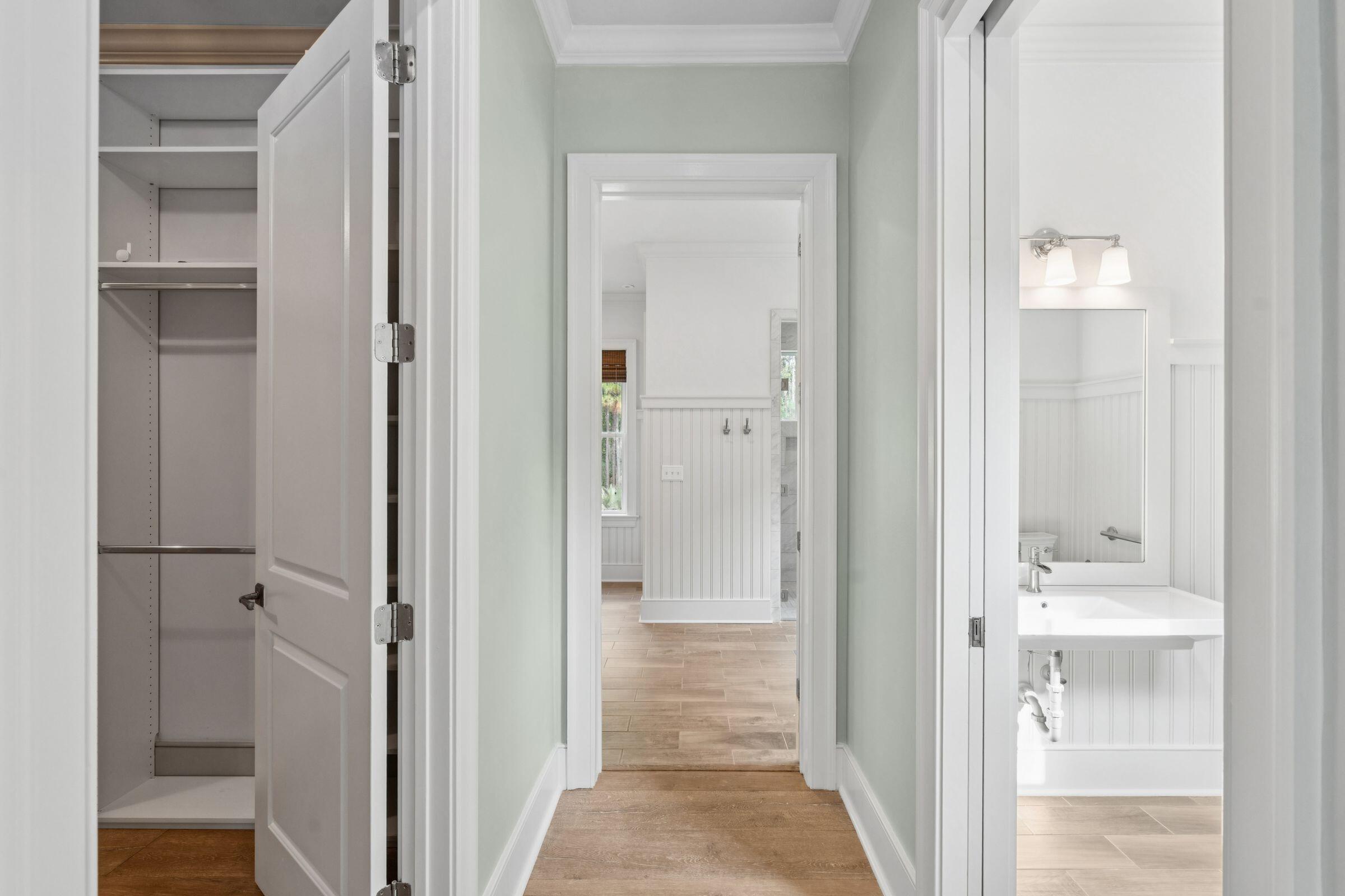 4169 Longmarsh Road Mount Pleasant, SC 29429 - Photo 37 of 113 En suite