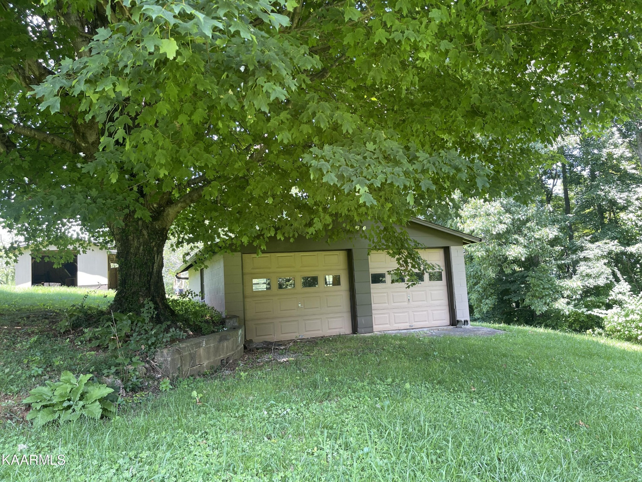 8812 Ventis Lane Powell, TN 37849 - Photo 6 of 31 Gallery Image 6