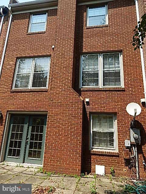 8084 Powderbrook Lane Springfield, VA 22153 - Photo 2 of 28 Exterior (Rear)
