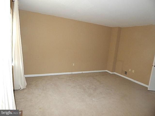 8084 Powderbrook Lane Springfield, VA 22153 - Photo 9 of 28 Bedroom (Master)