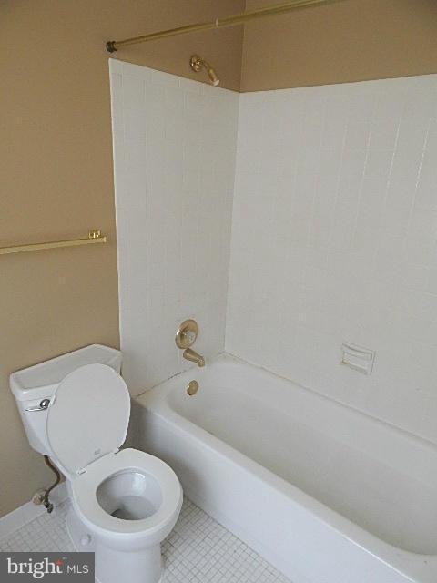 8084 Powderbrook Lane Springfield, VA 22153 - Photo 10 of 28 Bath (Master)