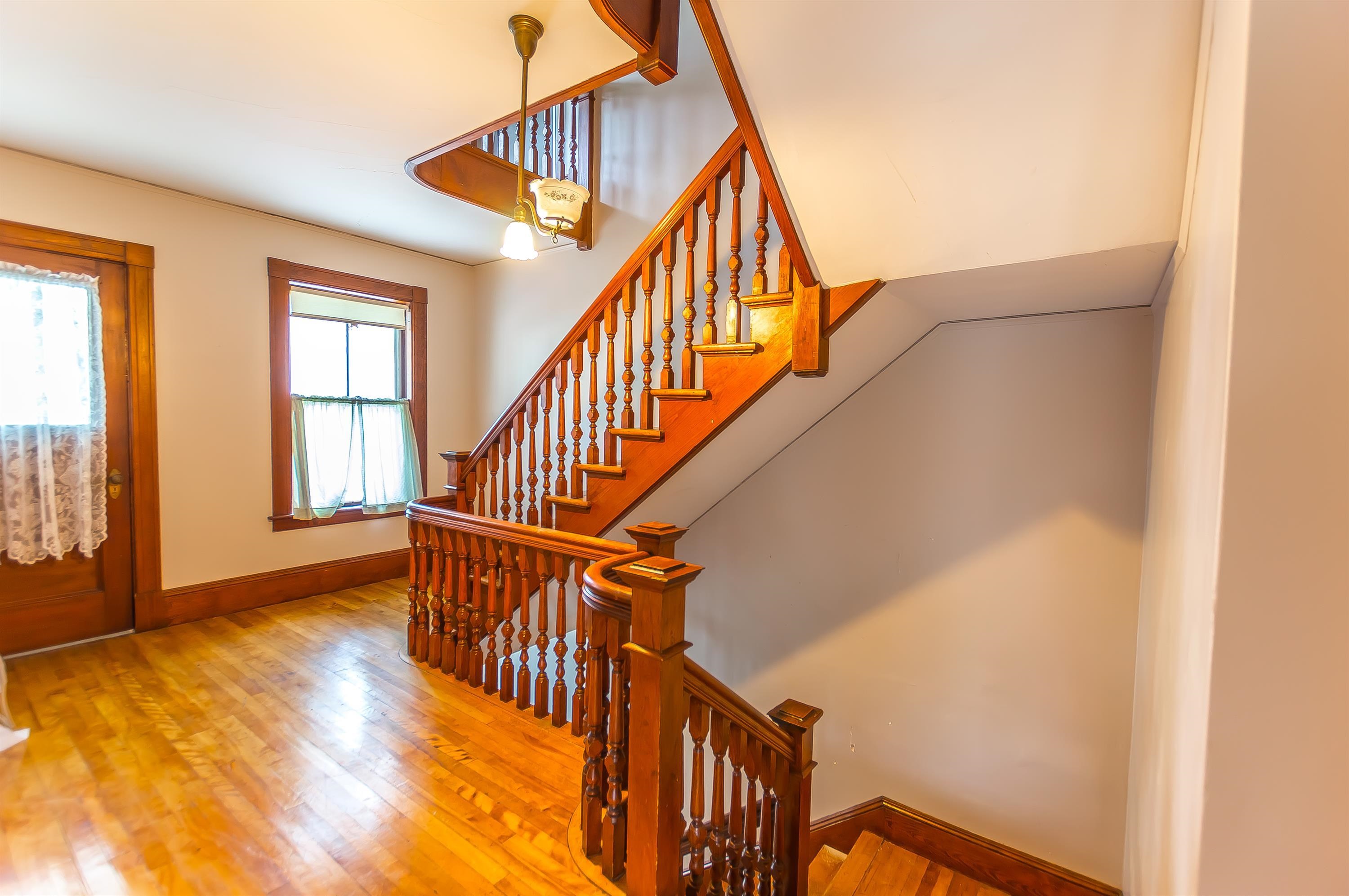 105 Ray Street, Unit 1 Manchester, NH 03104 - Photo 11 of 12 Gallery Image 11