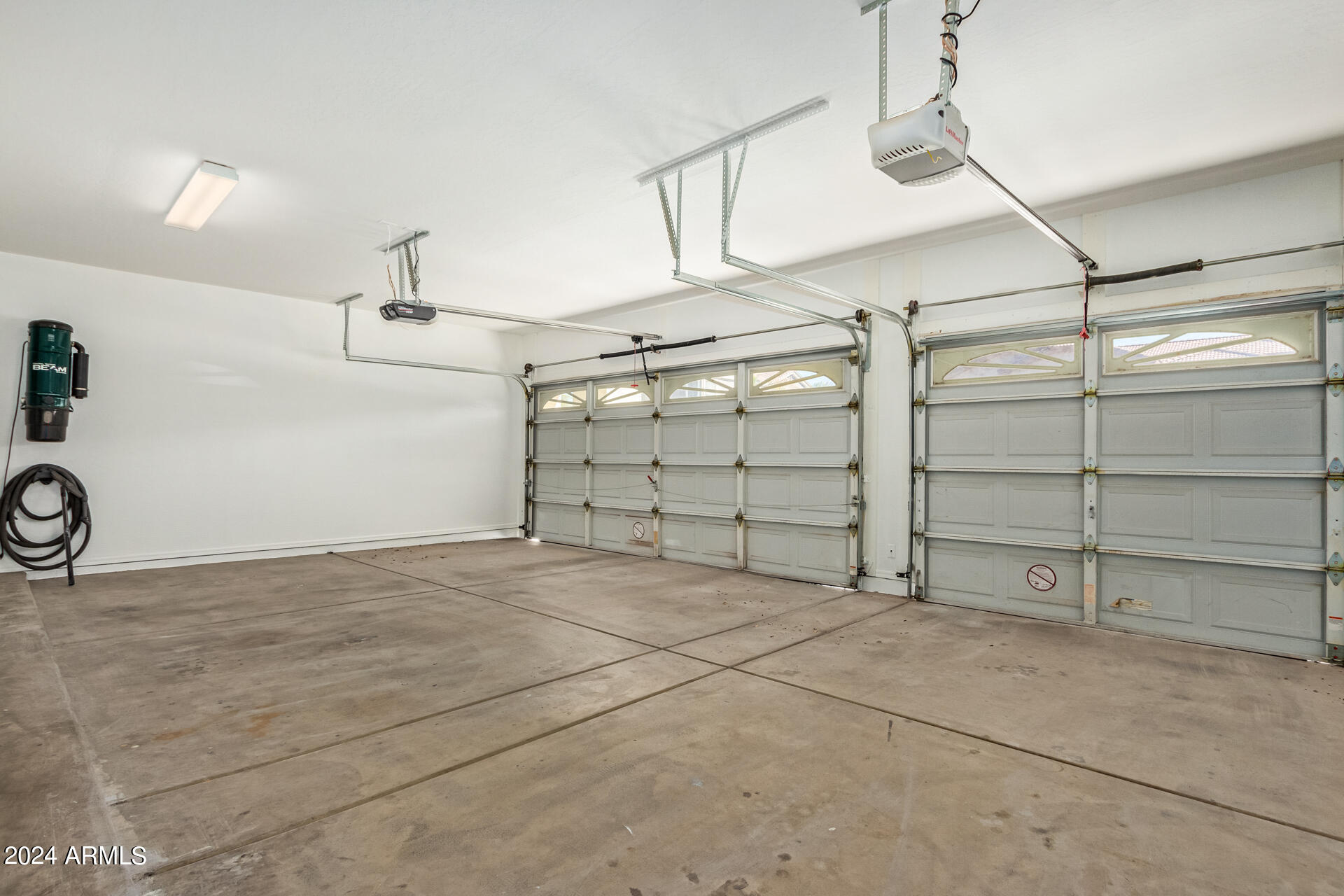 504 North Swallow Lane Gilbert, AZ 85234 - Photo 52 of 54 a view of a garage