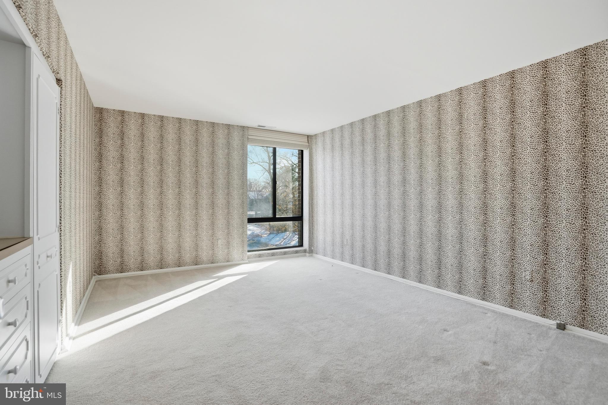 7 Slade Avenue, Unit 414 Baltimore, MD 21208 - Photo 22 of 40 Bright and Airy Bedroom