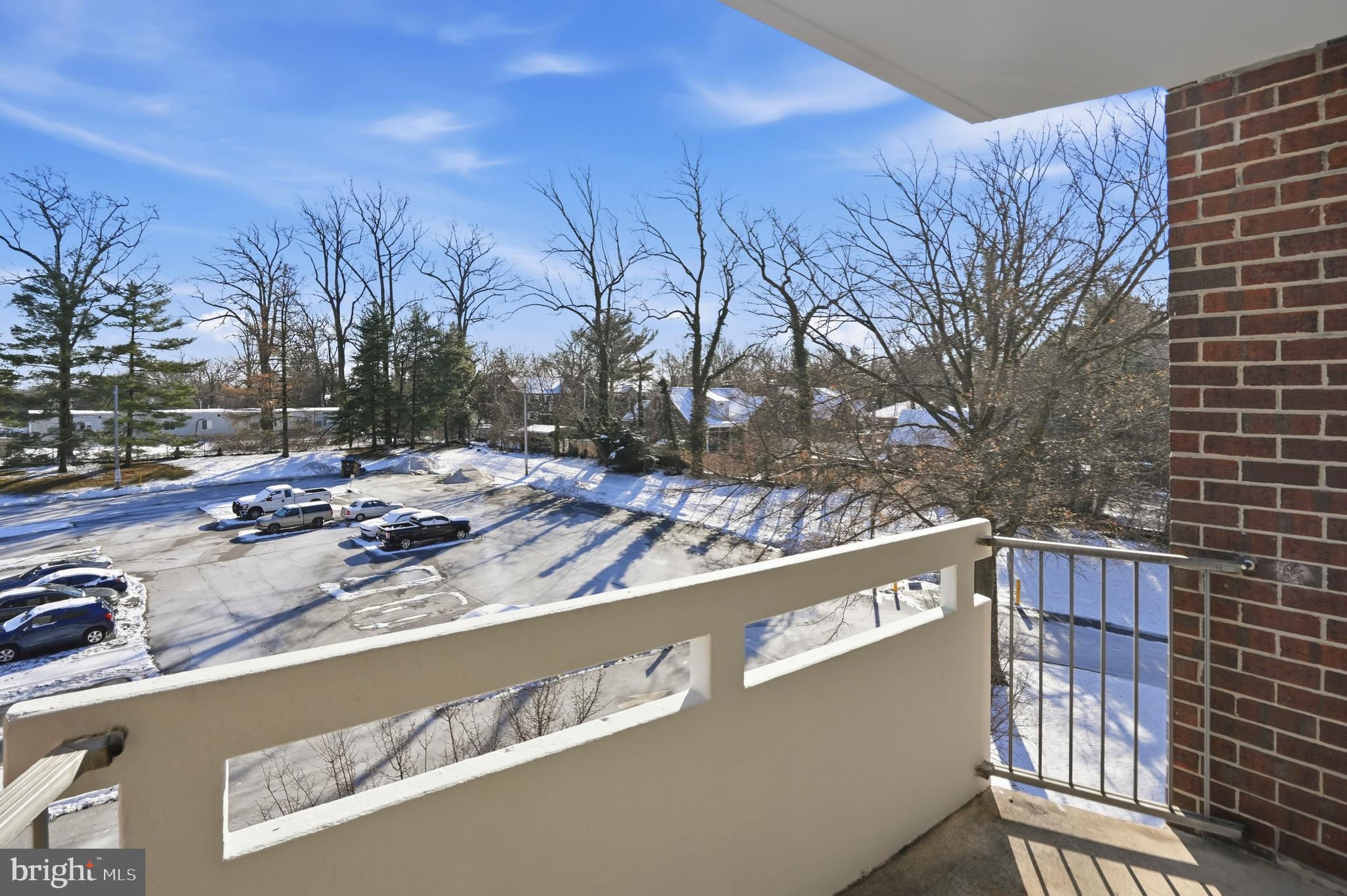 7 Slade Avenue, Unit 414 Baltimore, MD 21208 - Photo 28 of 40 Plenty of Parking