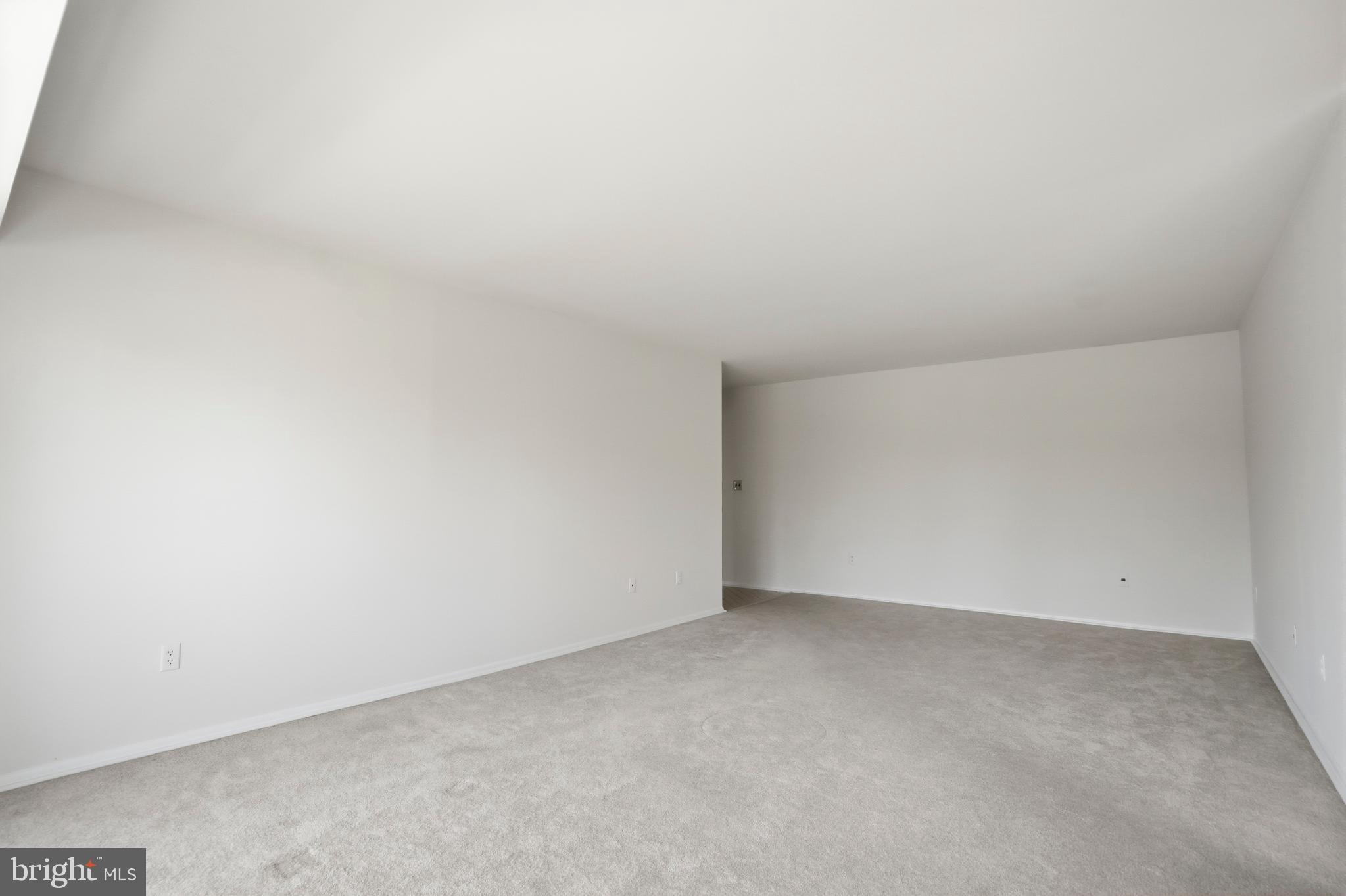 7 Slade Avenue, Unit 414 Baltimore, MD 21208 - Photo 6 of 40 Entertain Guests