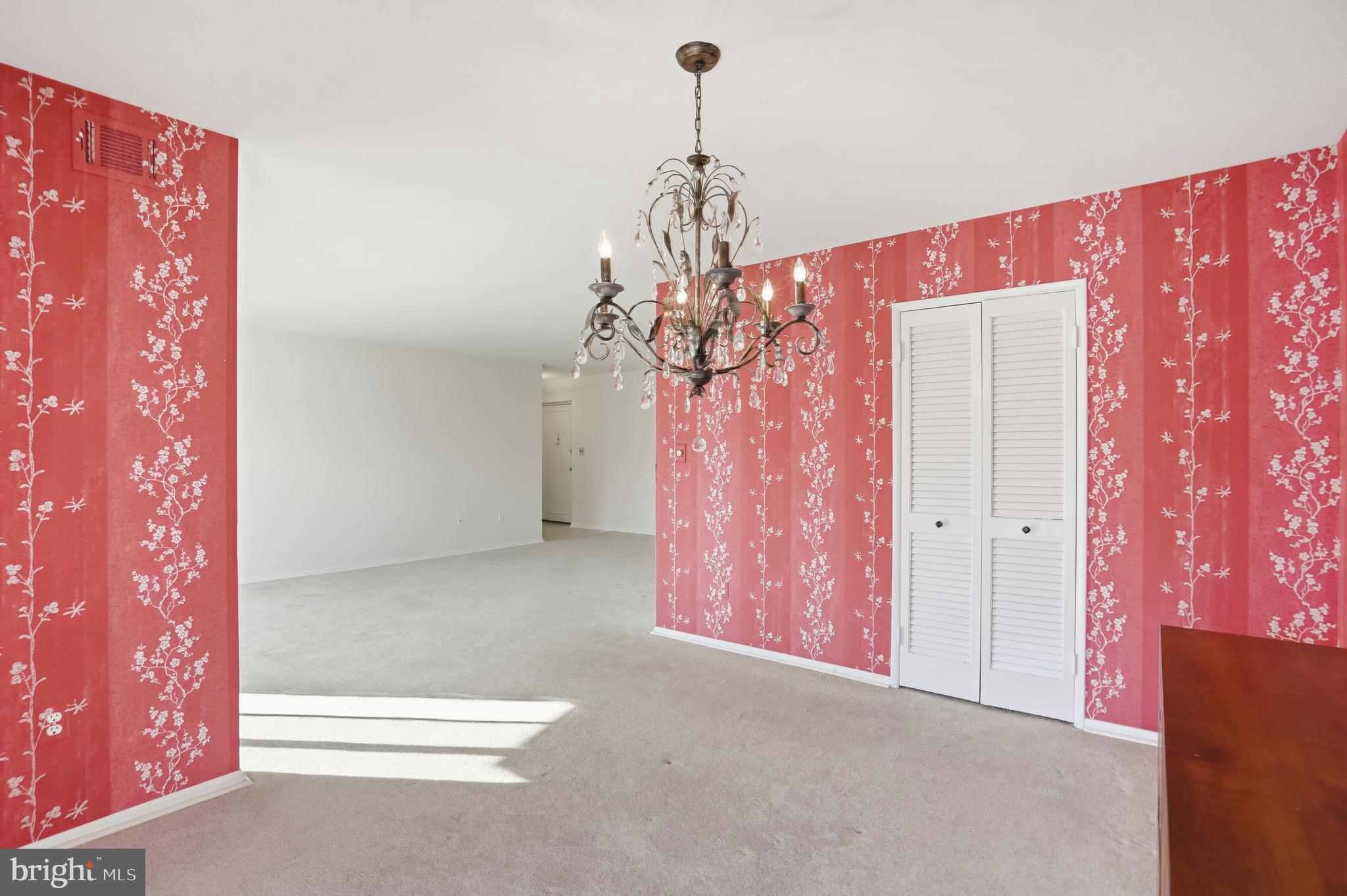 7 Slade Avenue, Unit 414 Baltimore, MD 21208 - Photo 8 of 40 Living Room/Dining Room Combo