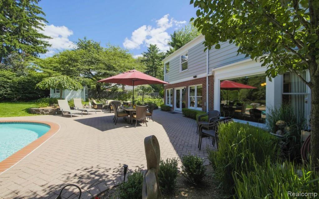 240 Touraine Road Grosse Pointe Farms, MI 48236 - Photo 47 of 50