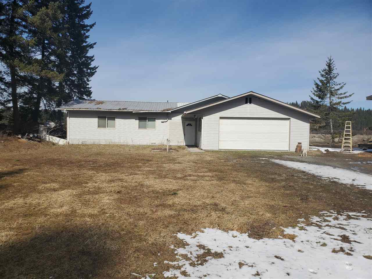 832 Levitch Road Newport, WA 99156 - Photo 1 of 17
