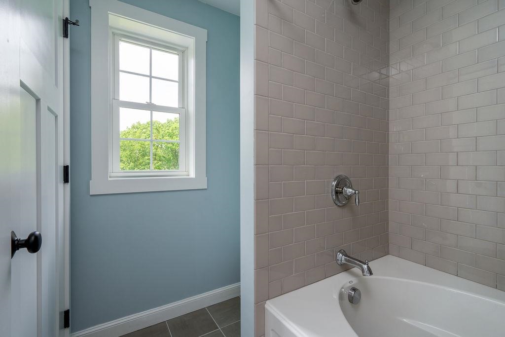 36 Calla Road Londonderry, NH 03053 - Photo 19 of 40