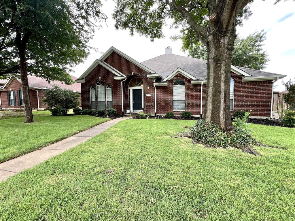 11413 Huntington Road Frisco, TX 75035 - Photo 3 of 35
