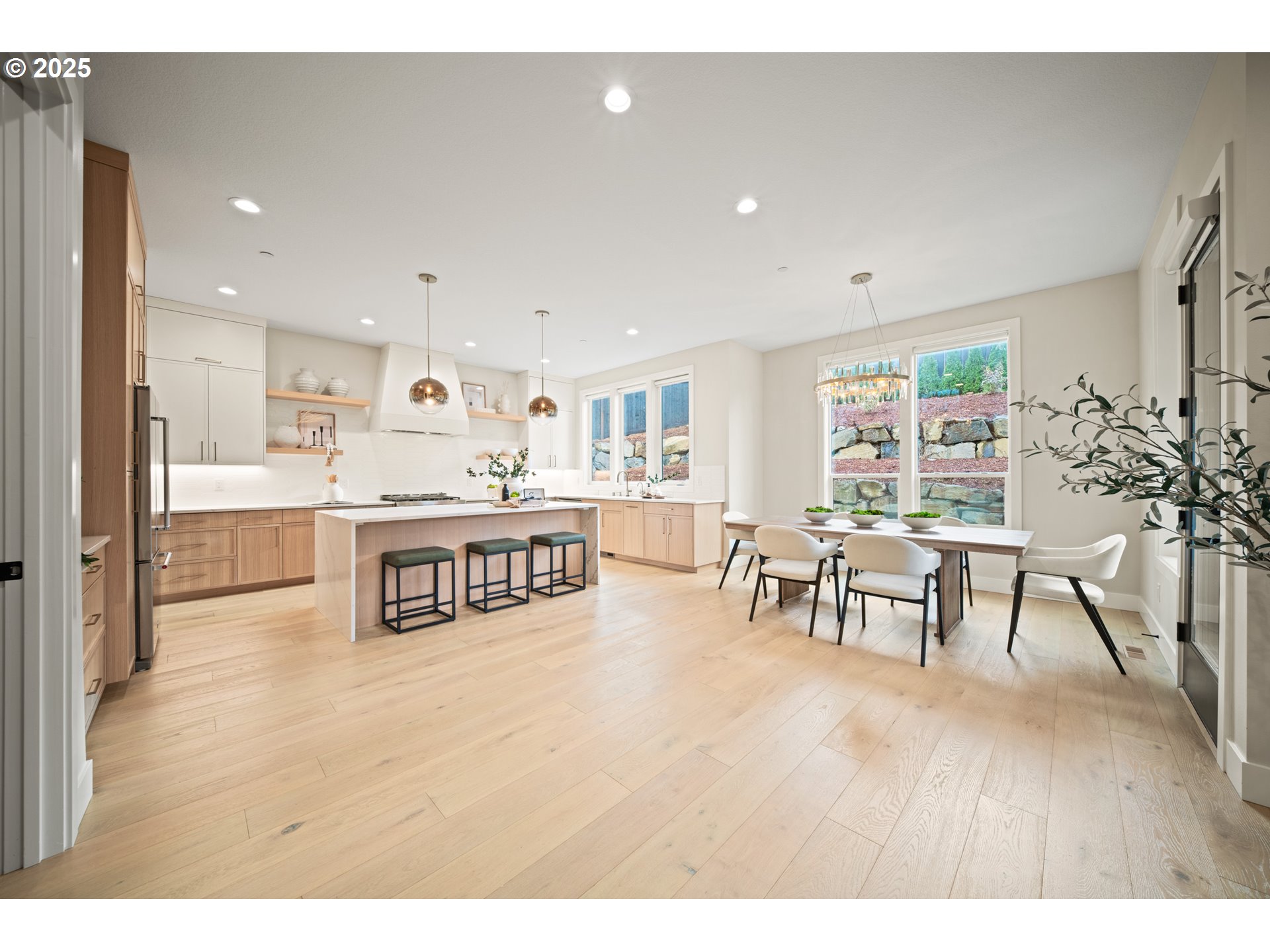 2044 Northwest 33rd Way Camas, WA 98607 - Photo 14 of 48