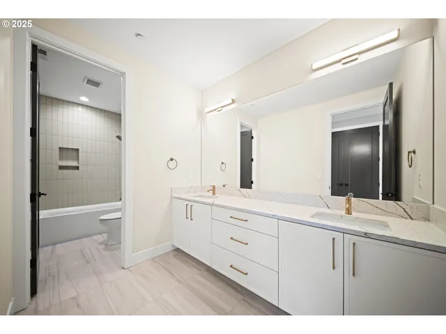 $1,450,000 | 2044 Northwest 33rd Way, Camas, WA 98607