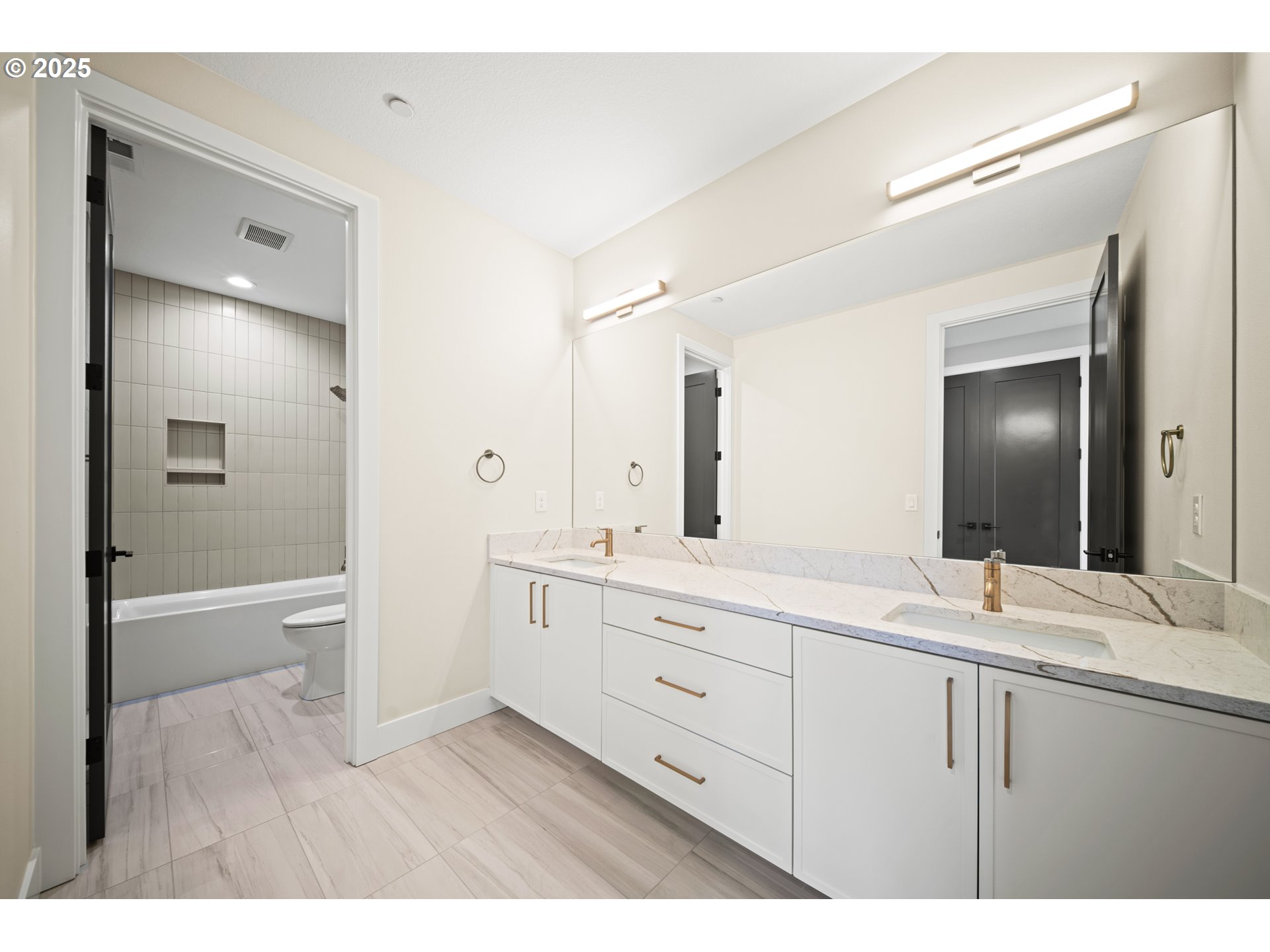 2044 Northwest 33rd Way Camas, WA 98607 - Photo 25 of 48