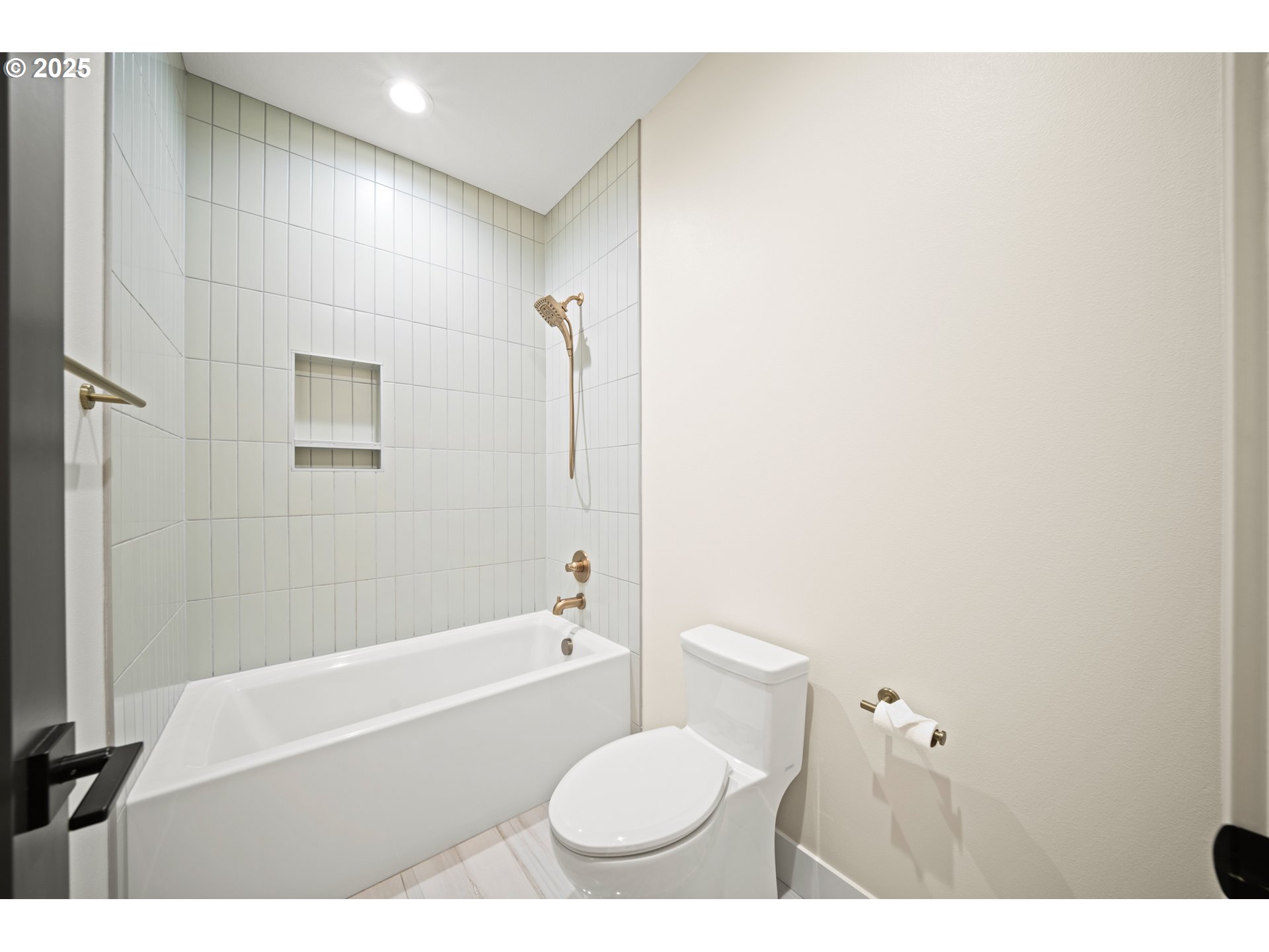 2044 Northwest 33rd Way Camas, WA 98607 - Photo 26 of 48