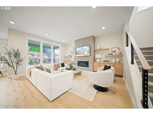 $1,450,000 | 2044 Northwest 33rd Way, Camas, WA 98607