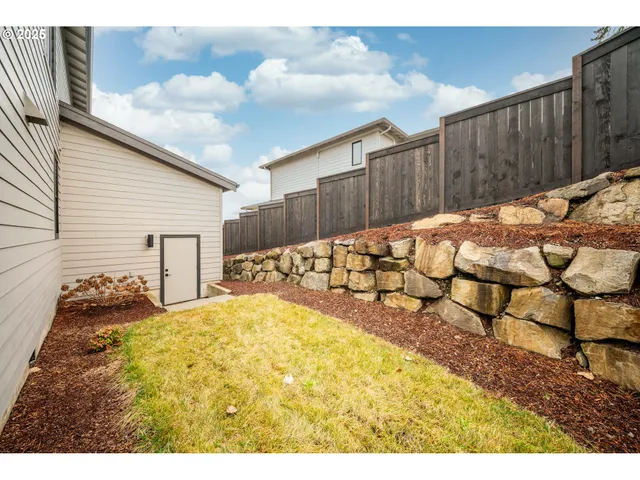 $1,450,000 | 2044 Northwest 33rd Way, Camas, WA 98607