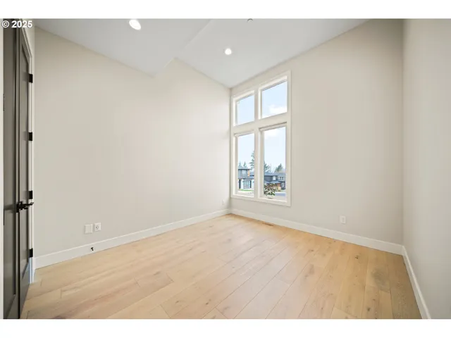 $1,450,000 | 2044 Northwest 33rd Way, Camas, WA 98607