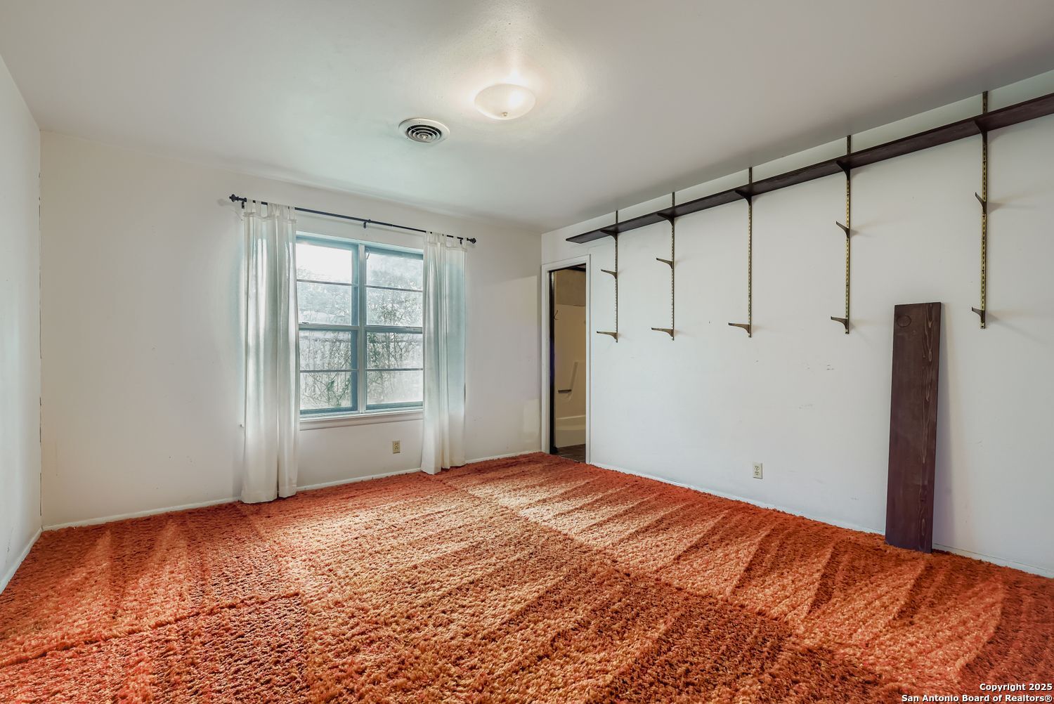 742 Winfield Circle Windcrest, TX 78239 - Photo 11 of 17