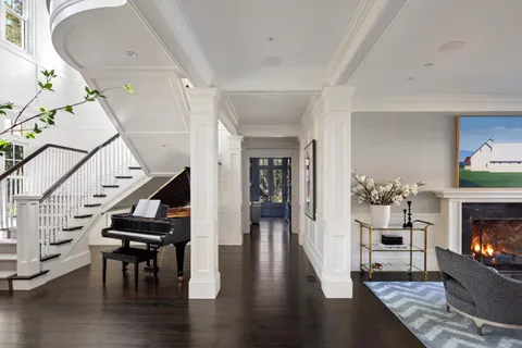 $31,995,000 | 190 Almendral Avenue, Atherton, CA 94027