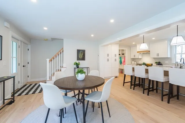 $1,199,000 | 18 University Drive, Natick, MA 01760