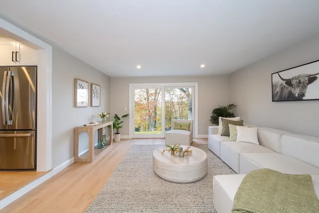 $1,199,000 | 18 University Drive, Natick, MA 01760