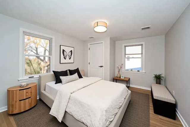 $1,199,000 | 18 University Drive, Natick, MA 01760