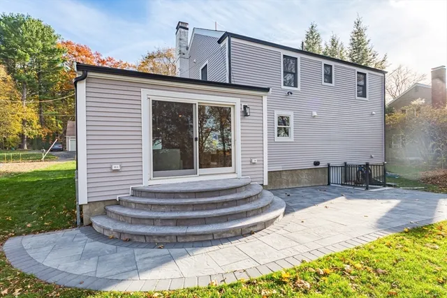 $1,199,000 | 18 University Drive, Natick, MA 01760