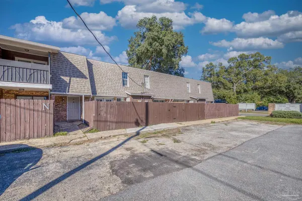 $85,000 | 8101 Tippin Avenue, Unit D, Pensacola, FL 32514