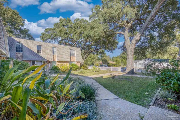 $85,000 | 8101 Tippin Avenue, Unit D, Pensacola, FL 32514