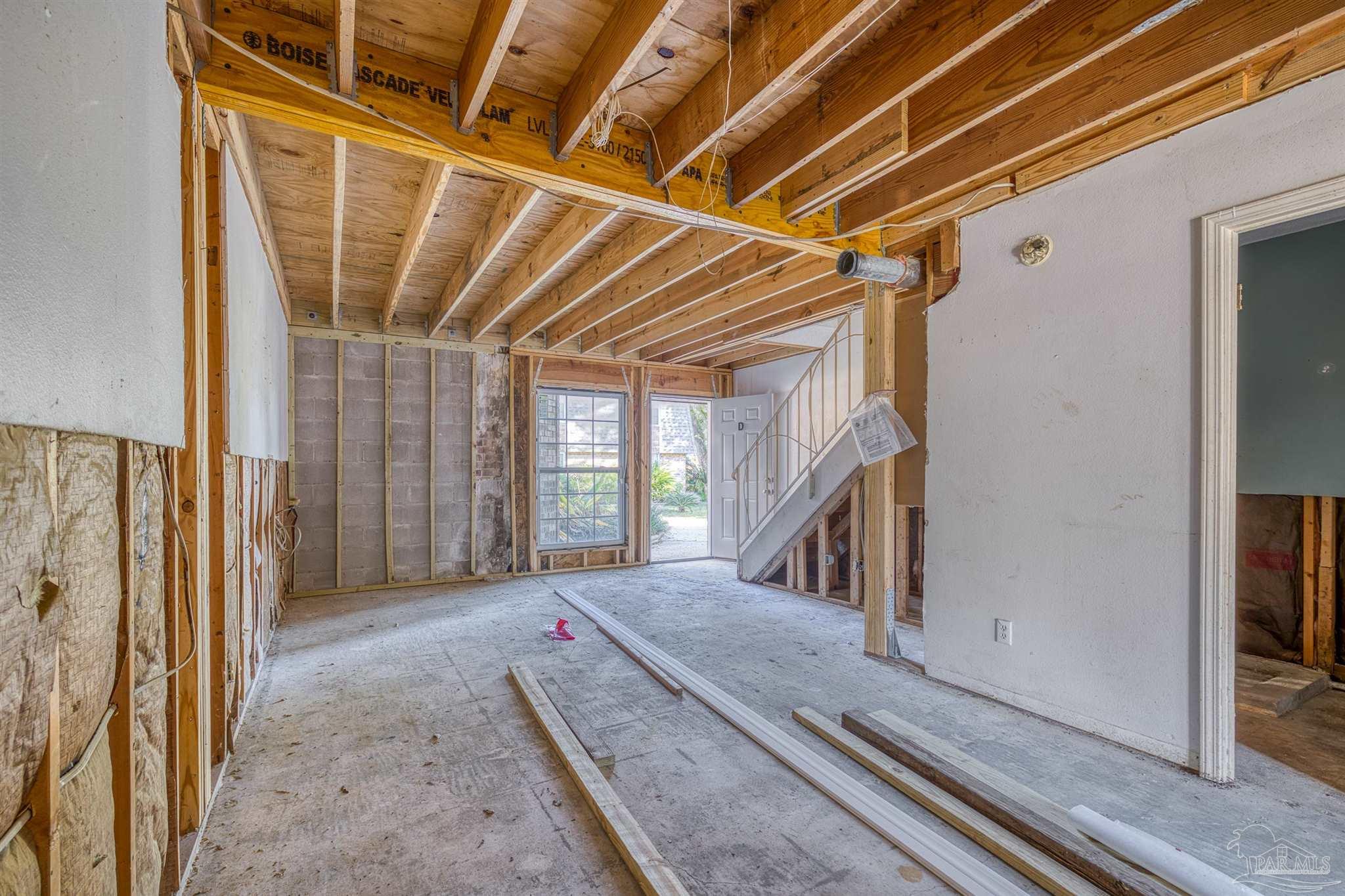 8101 Tippin Avenue, Unit D Pensacola, FL 32514 - Photo 5 of 18