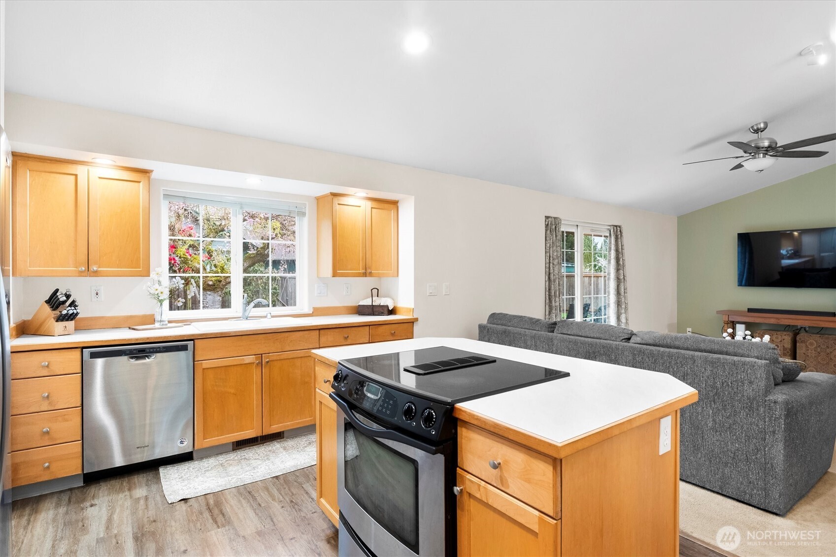 606 Cedar Tree Drive Sedro-Woolley, WA 98284 - Photo 12 of 27