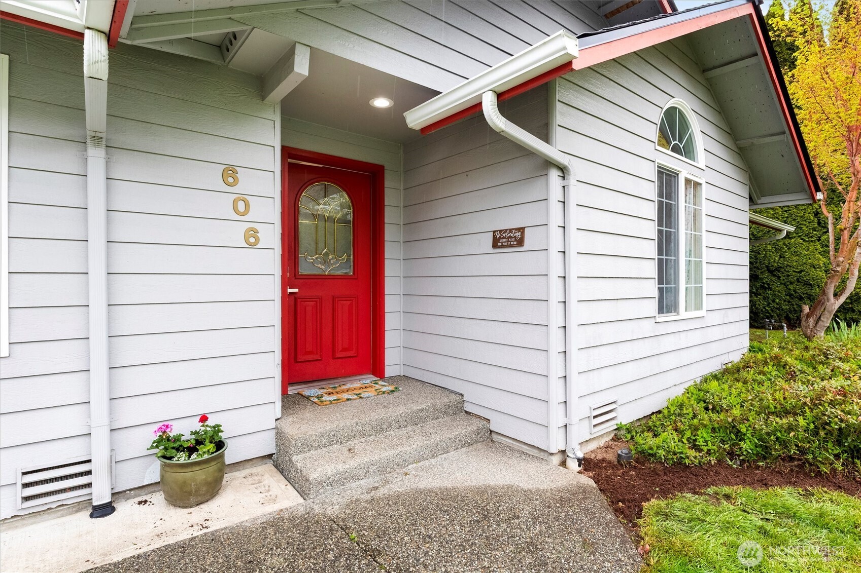 606 Cedar Tree Drive Sedro-Woolley, WA 98284 - Photo 3 of 27