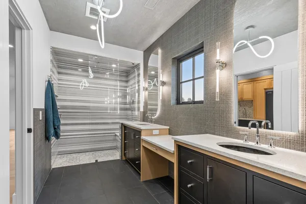 $8,250,000 | 1105 Tanager Hill, Wayzata, MN 55391