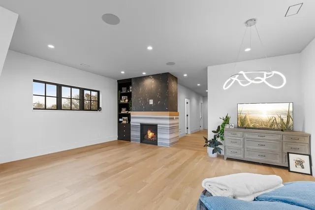 $8,950,000 | 1105 Tanager Hill, Wayzata, MN 55391