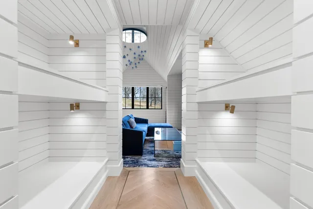 $8,950,000 | 1105 Tanager Hill, Wayzata, MN 55391