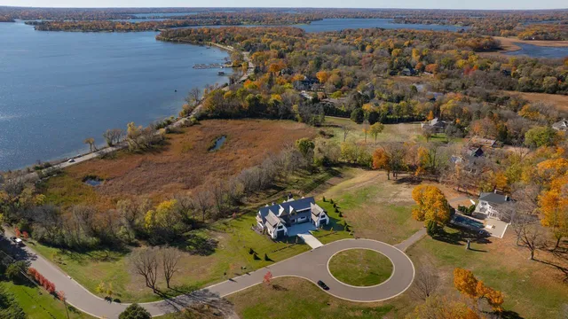 $8,950,000 | 1105 Tanager Hill, Wayzata, MN 55391