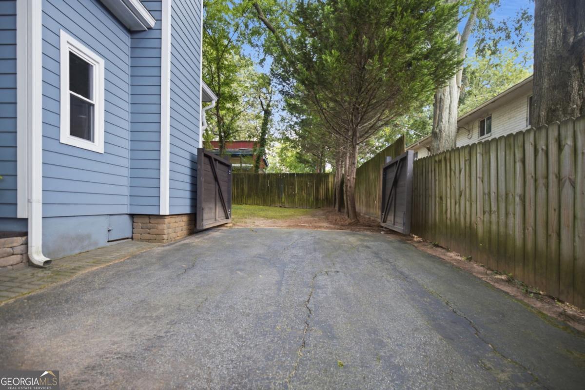 505 Oakdale Road Northeast, Unit 5 Atlanta, GA 30307 - Photo 58 of 62 Gallery Image 58