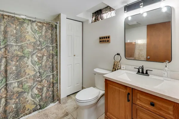 $380,000 | 20116 South Greenfield Lane, Frankfort, IL 60423