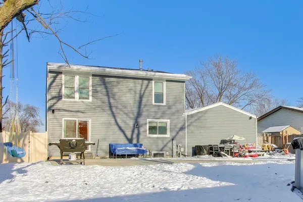$380,000 | 20116 South Greenfield Lane, Frankfort, IL 60423