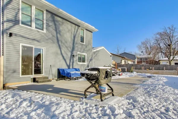 $380,000 | 20116 South Greenfield Lane, Frankfort, IL 60423