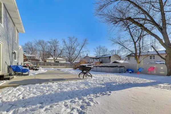 $380,000 | 20116 South Greenfield Lane, Frankfort, IL 60423