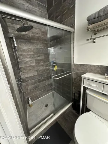 $329,000 | 3 Middle Village Way, Tannersville, PA 18372