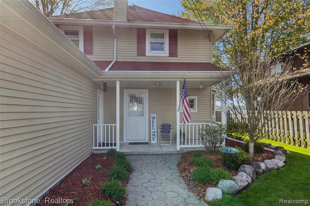 2230 Elm Street Algonac, MI 48001 - Photo 5 of 59